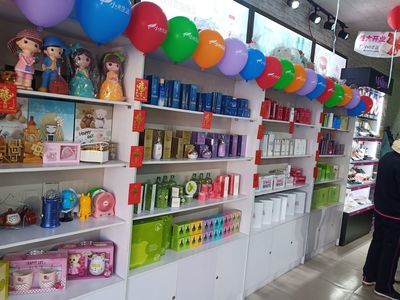 小資生活化妝品加盟店 優(yōu)質(zhì)選擇與實力解讀